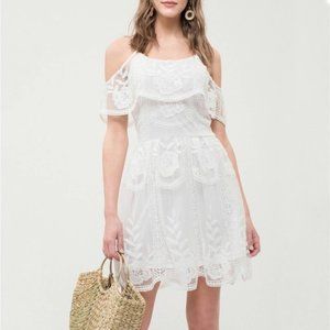 Blu Pepper Boutique White Lace Dress